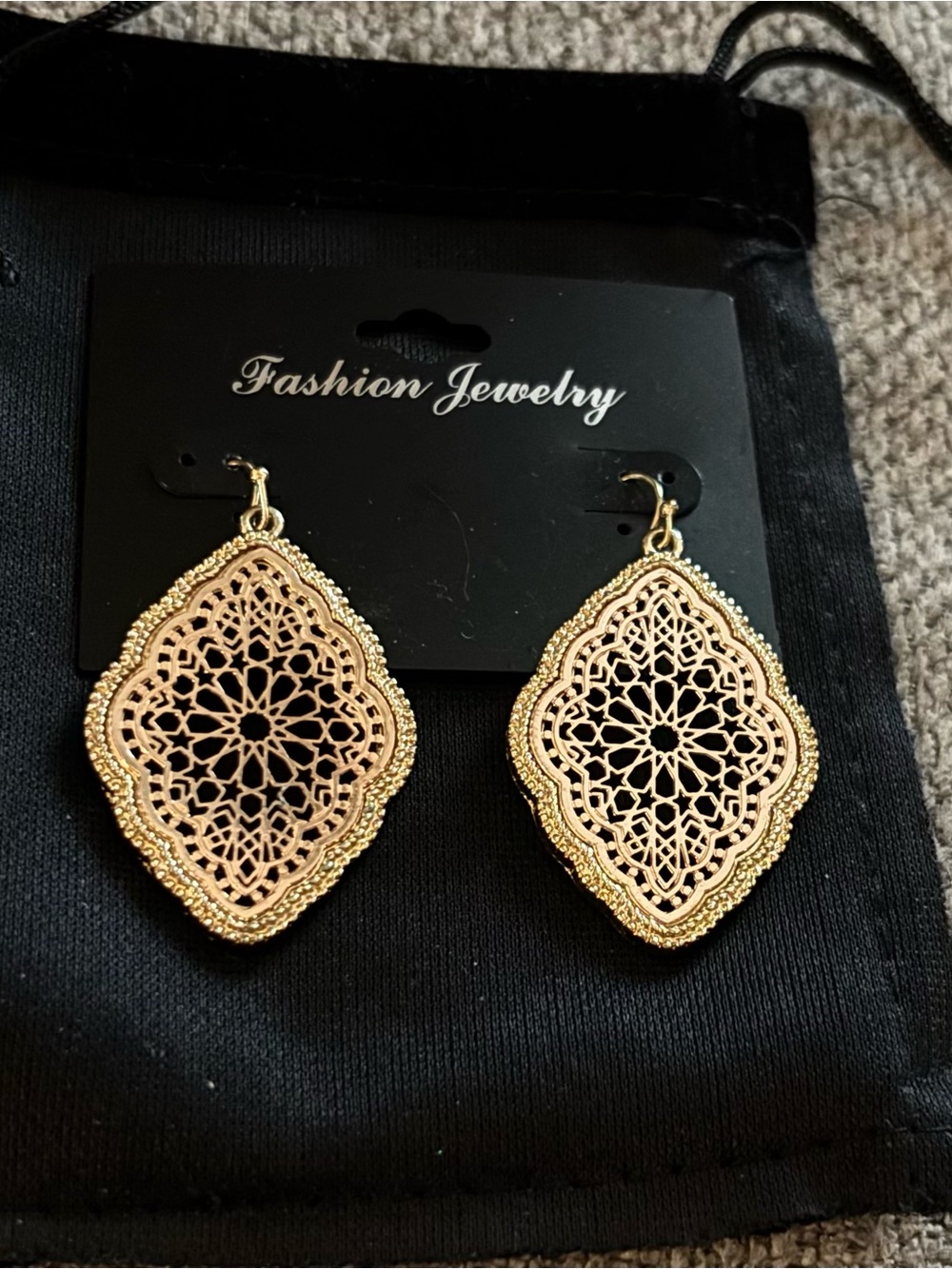 Fashion Jewelry Gold Filigree Lace-Style Drop Earrings